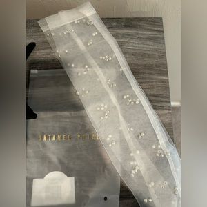 Untamed Petals Fingerless pearl gloves.